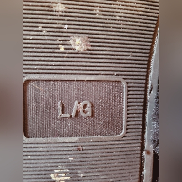 La Vie en Rose Black Fluffy Slippers - Picture 6 of 6